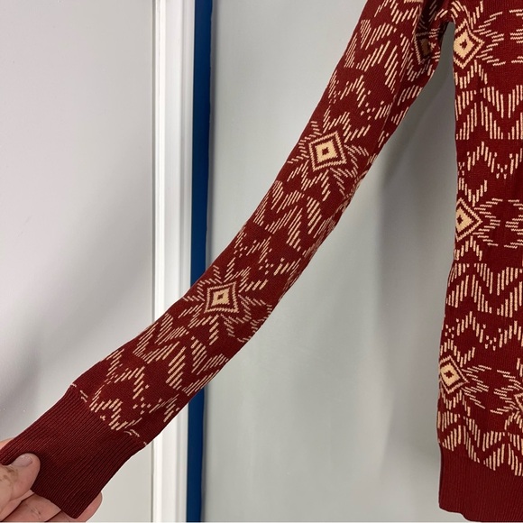 Forever 21 Long Sleeve Sweater Women size Small - Picture 2 of 8